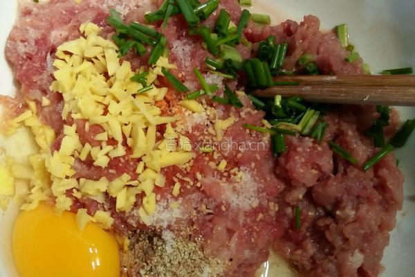 玉米肉包子的做法图解4