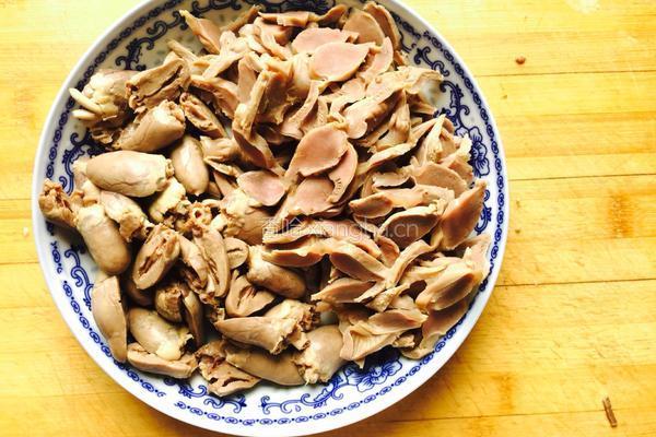 爆炒鸡心鸡肫的做法图解4