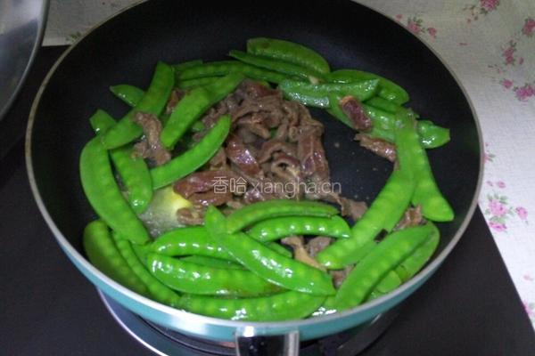 牛柳炒荷兰豆的做法图解5