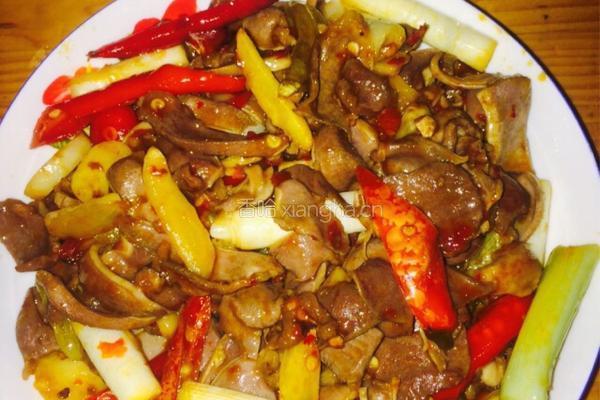 泡椒炒鸭胗的做法图解13
