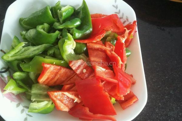白萝卜片炒羊肉的做法图解4