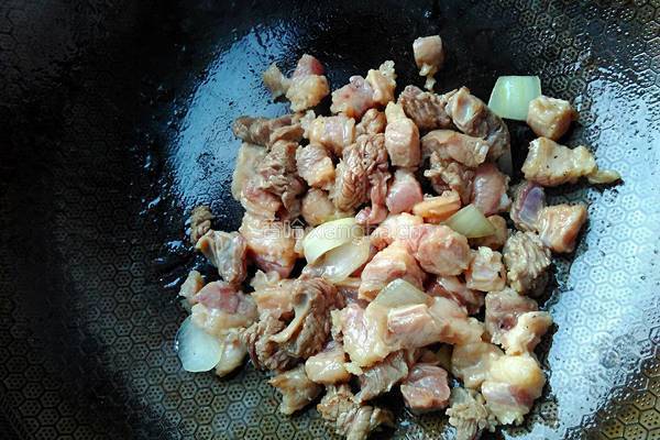 咖喱猪肉盖浇饭的做法图解3