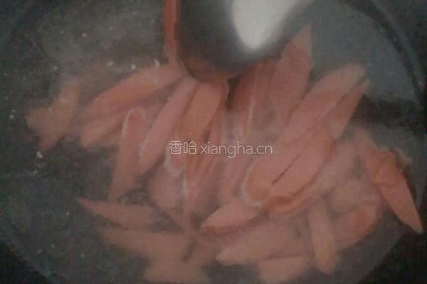 火腿泡面的做法图解2