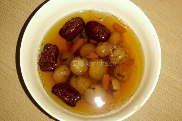 红枣枸杞桂圆茶