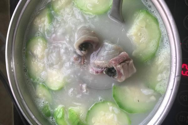 鱼皮粥的做法图解4