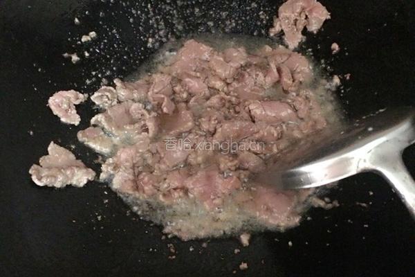 牛肉榨菜的做法图解3