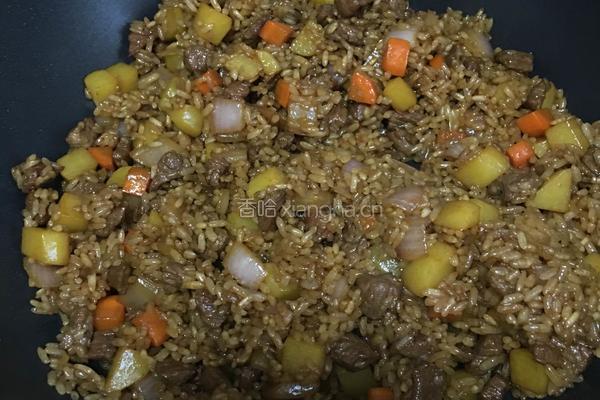 牛肉焖饭的做法图解7