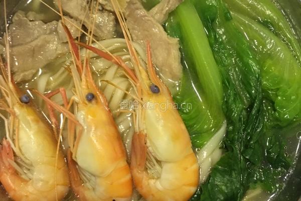 鲜虾瘦肉生菜面的做法图解5