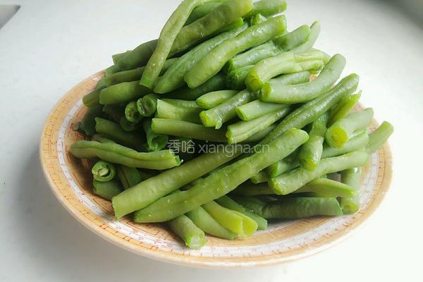 炝炒四季豆的做法图解4