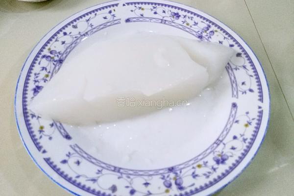  彩椒拌凉粉的做法图解1