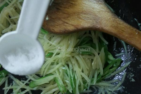 青椒土豆丝的做法图解7