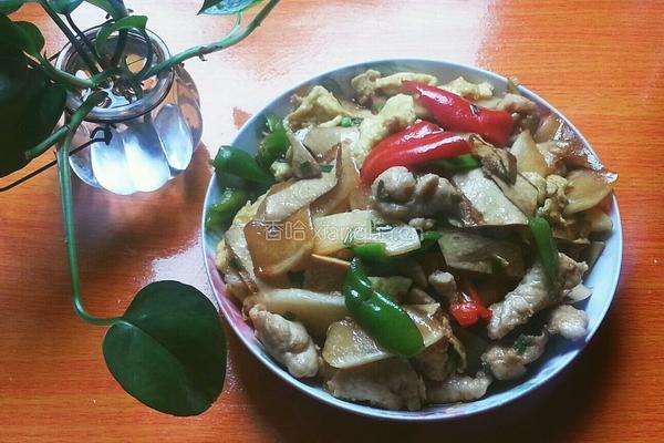 三鲜蜜瓜小炒肉的做法图解11
