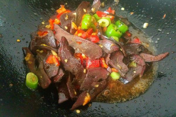 辣炒腊猪肝的做法图解8