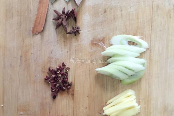 土豆炖肉的做法图解3