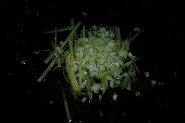 蒜苔鱿鱼须的做法图解7