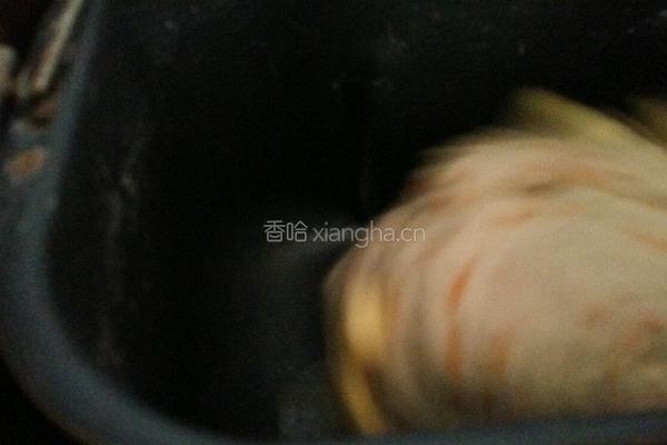 胡萝卜餐包的做法图解3