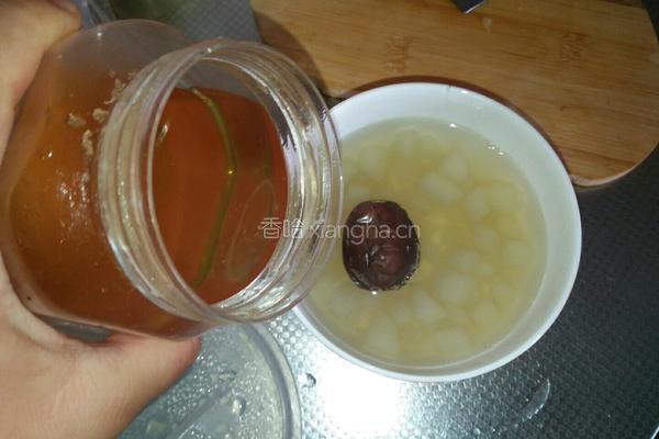 蜂蜜炖皇冠梨的做法图解4