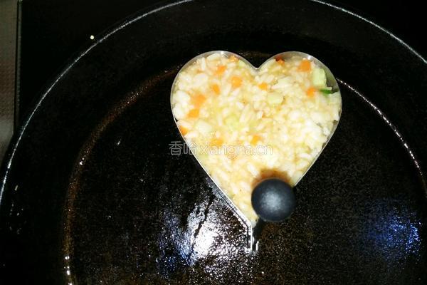 黄瓜爱心大米饼的做法图解5
