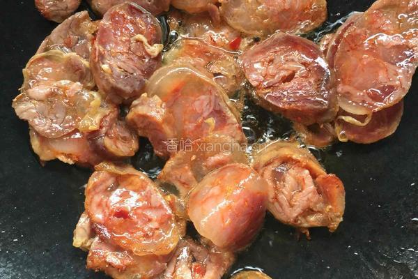 河南豆炒香肠的做法图解2