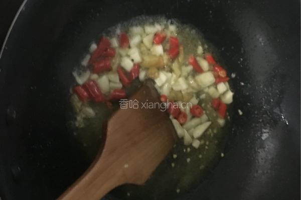 炝炒空心菜梗的做法图解4