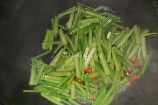 芹菜炒香干的做法图解5