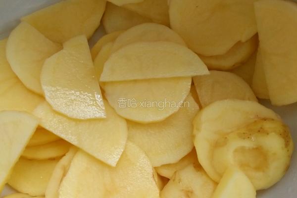 干锅土豆片的做法图解2