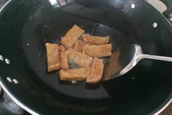 油炸豆腐炒花菜的做法图解5
