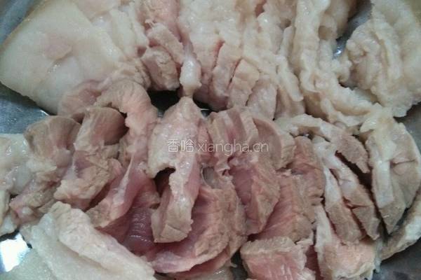 猪肉炒秋葵的做法图解3