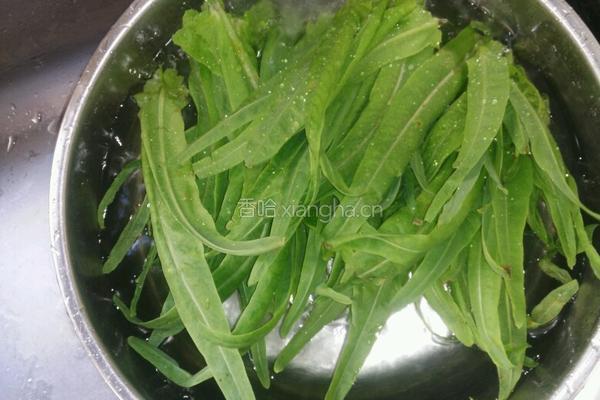 水煮排骨的做法图解2