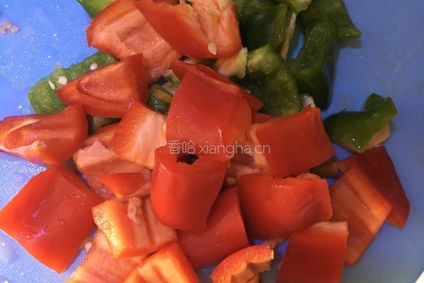 杏鲍菇炒肉的做法图解3