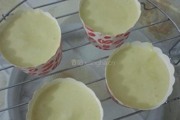 开裂纸杯蛋糕的做法图解7