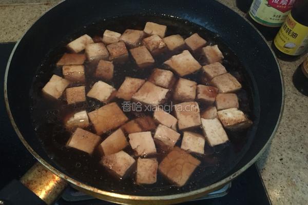 香菇虾仁炖豆腐的做法图解4