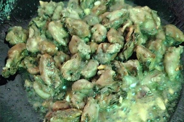 红辣椒炒蛤蜊肉干的做法图解5