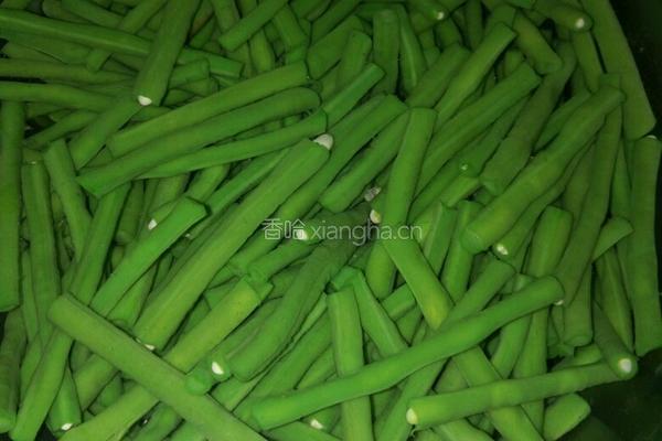 凉拌豇豆的做法图解3