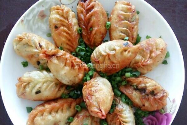 大葱香菇猪肉饺子的做法图解5