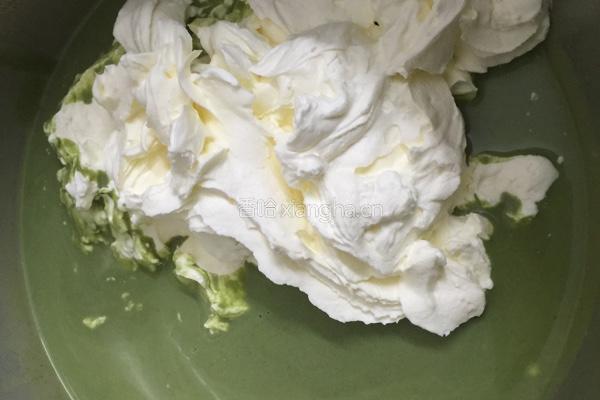 抹茶慕斯蛋糕的做法图解6