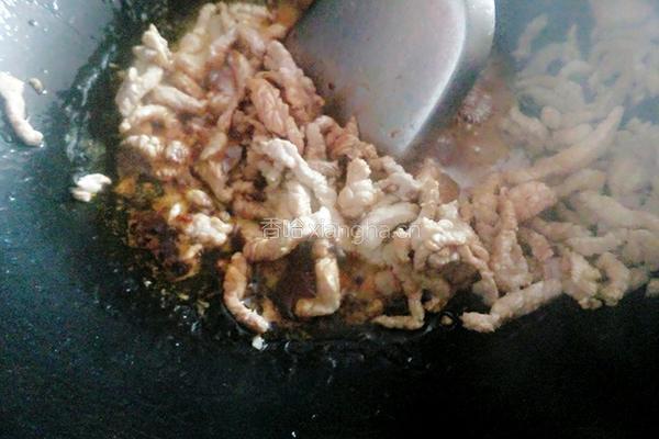 尖椒炒肉丝的做法图解5