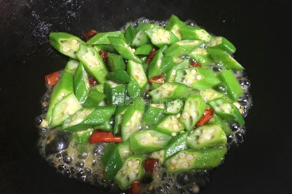 秋葵炒肉丝的做法图解9