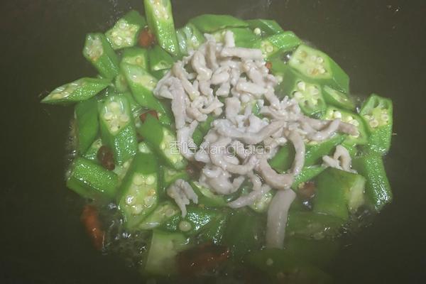 秋葵炒肉丝的做法图解10