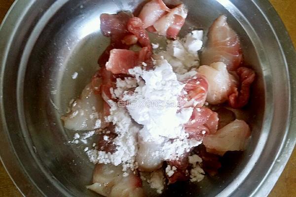 瘦肉鱼片皮蛋汤的做法图解5