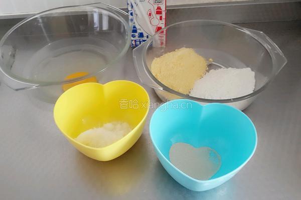 奶香玉米饼的做法图解1