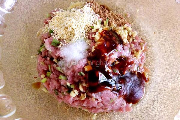 蒜香烧茄盒的做法图解2