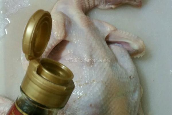 电饭锅蒸全鸡的做法图解4