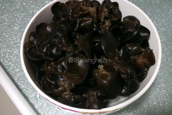 凉拌木耳（陈醋芥末）的做法图解2