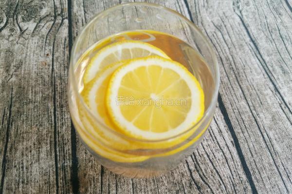 蜂蜜薄荷柠檬水的做法图解3