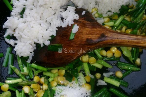 杂蔬蛋炒饭的做法图解11