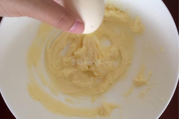 小老虎食谱-豆沙一口酥的做法图解2