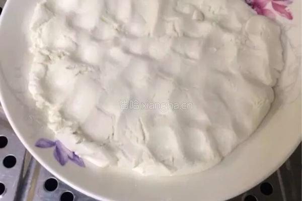 格格牌自制椰蓉糯米球的做法图解2