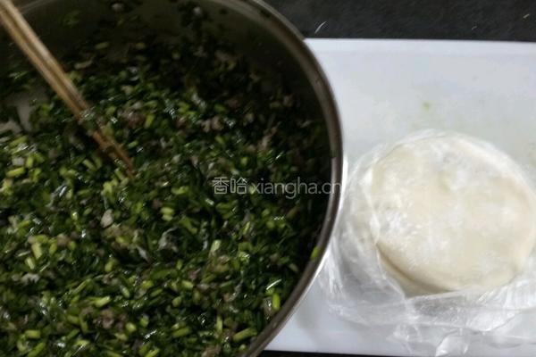 韭菜猪肉饺子的做法图解6