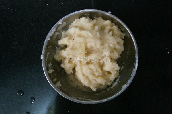 油炸土豆球的做法图解3